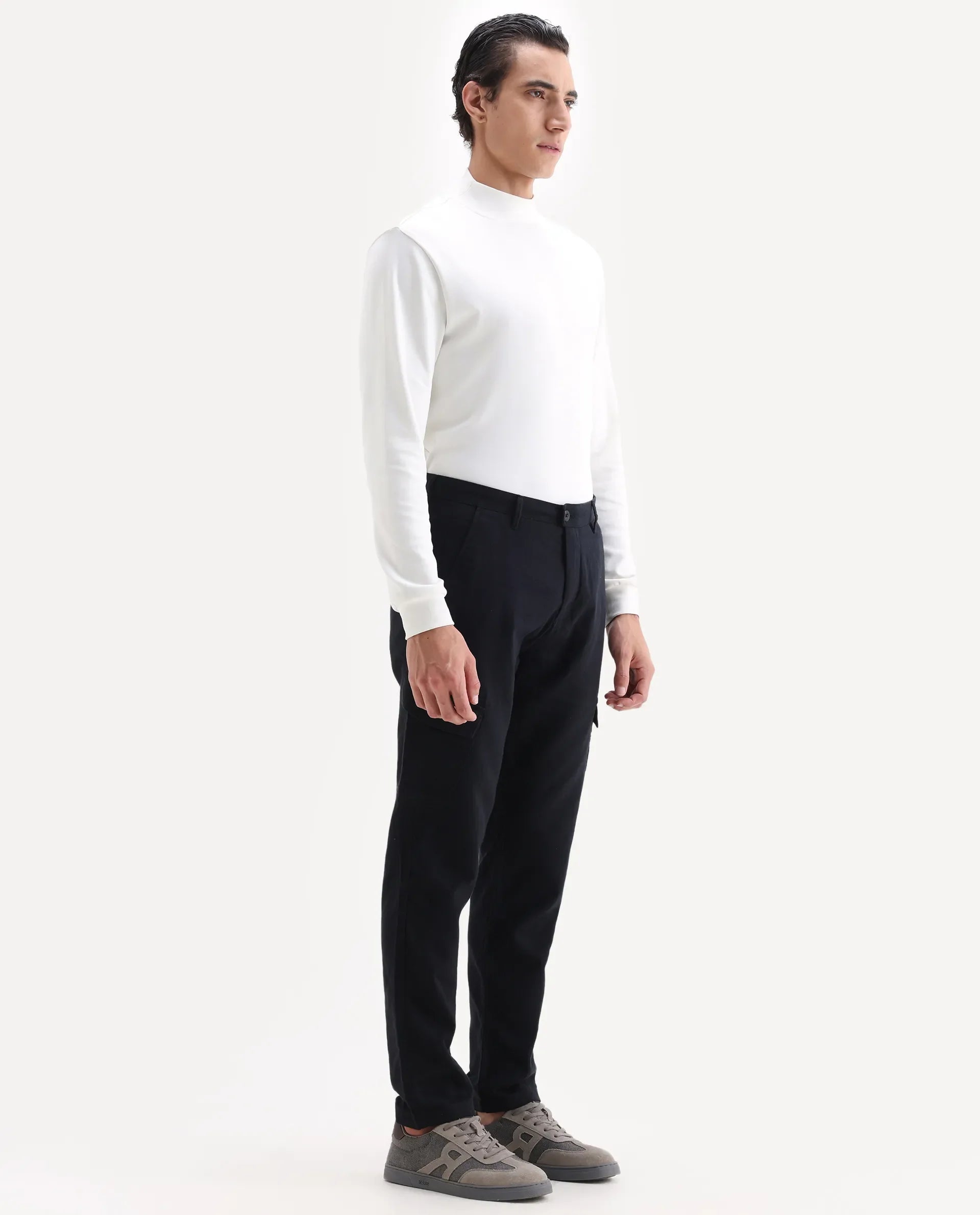 Rare Rabbit Men's Presso 25 Black Cotton Blend Plain Relaxed Fit Trouser