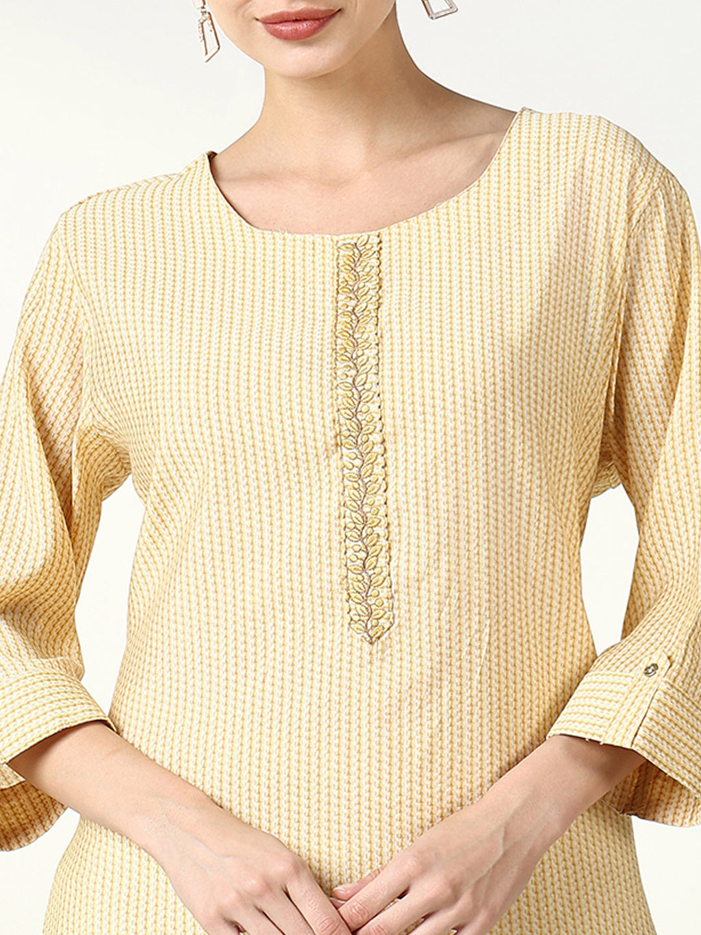 Women's Yellow Geometric Straight Kurta