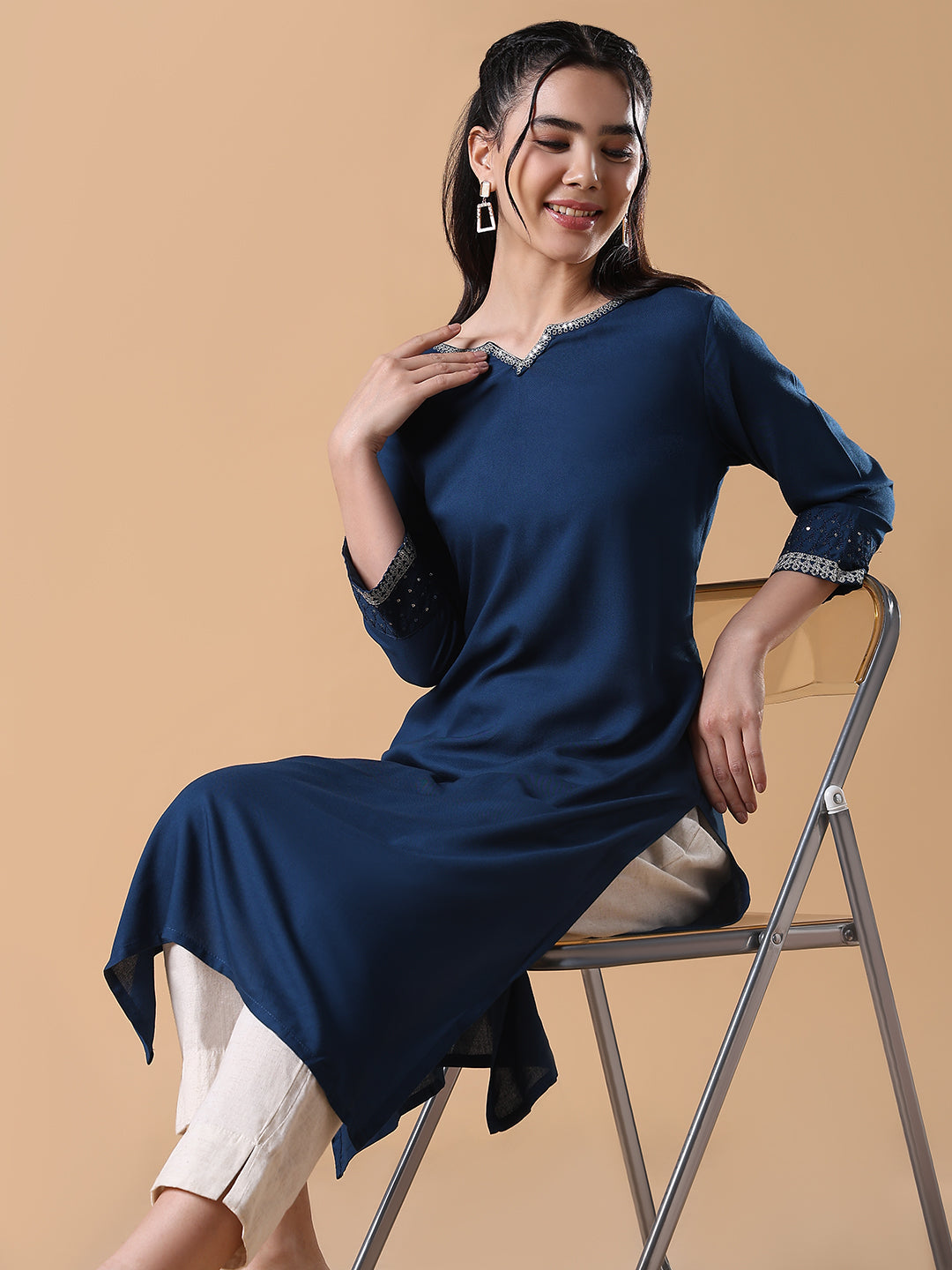 Women's Blue Solid Cotton Silk Straight Kurta