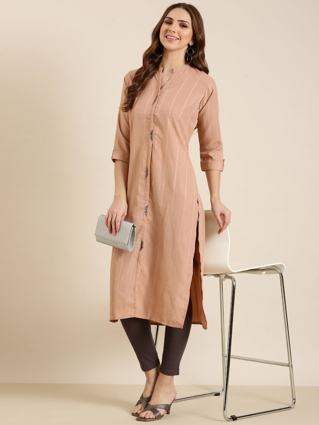 Women's Peach Striped Mandarin Collar Beads & Stones Straight Kurta