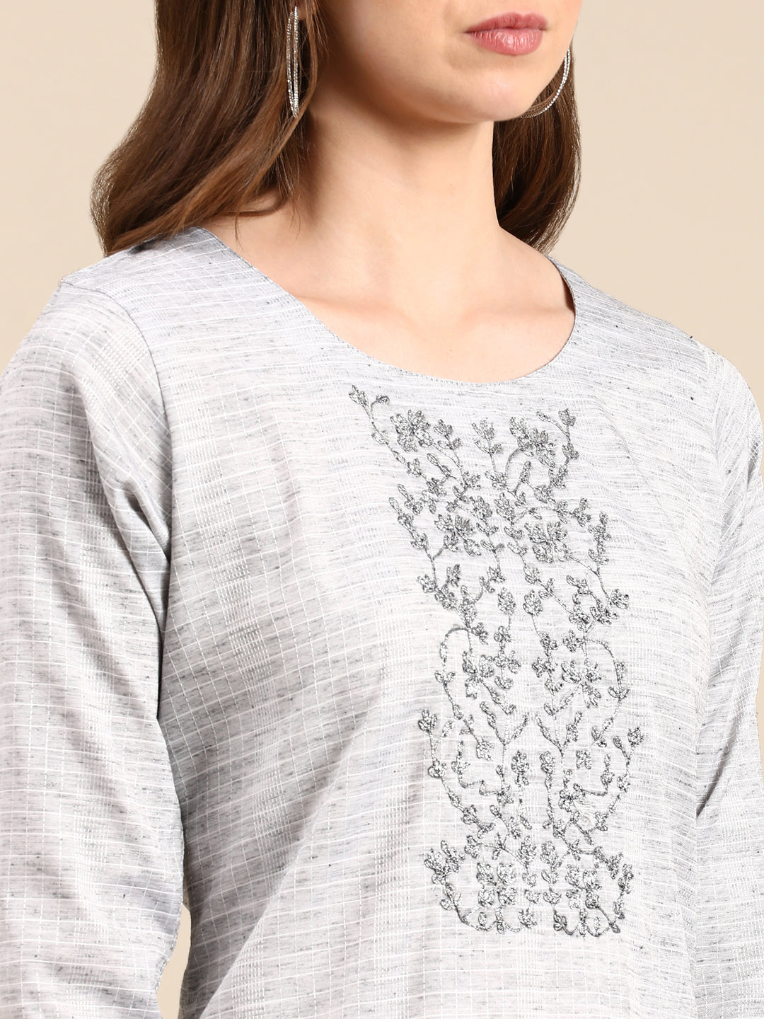 Women's Grey Checked Thread Work Straight Kurta