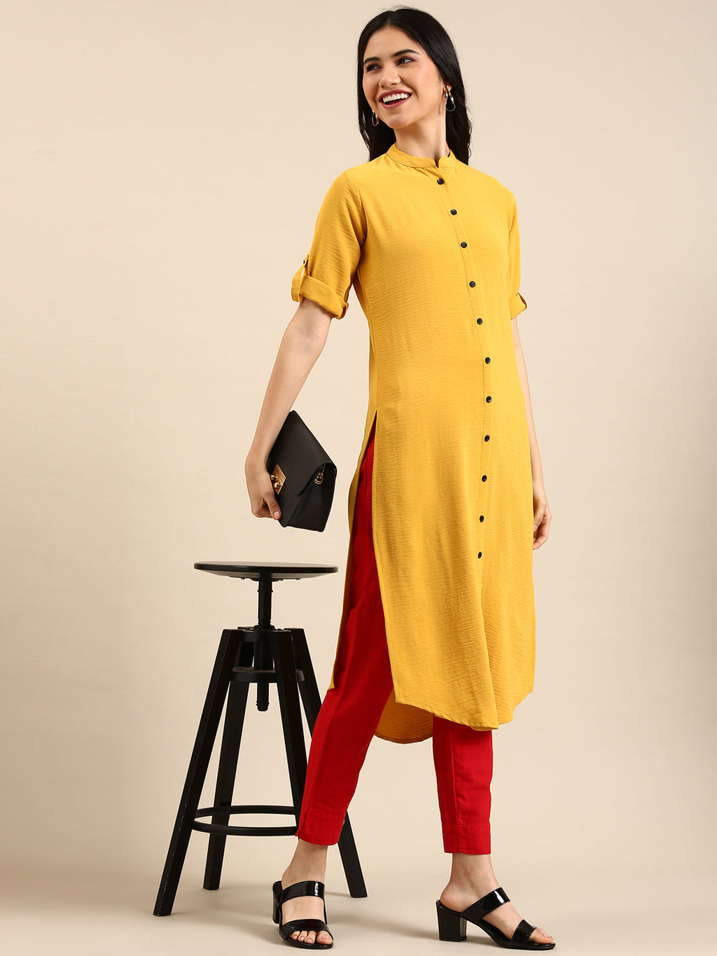 Women's Yellow Solid Calf Length Mandarin Collar Straight Kurta