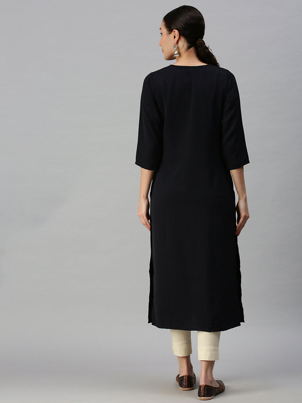 Women's Solid Navy Blue Straight Kurta