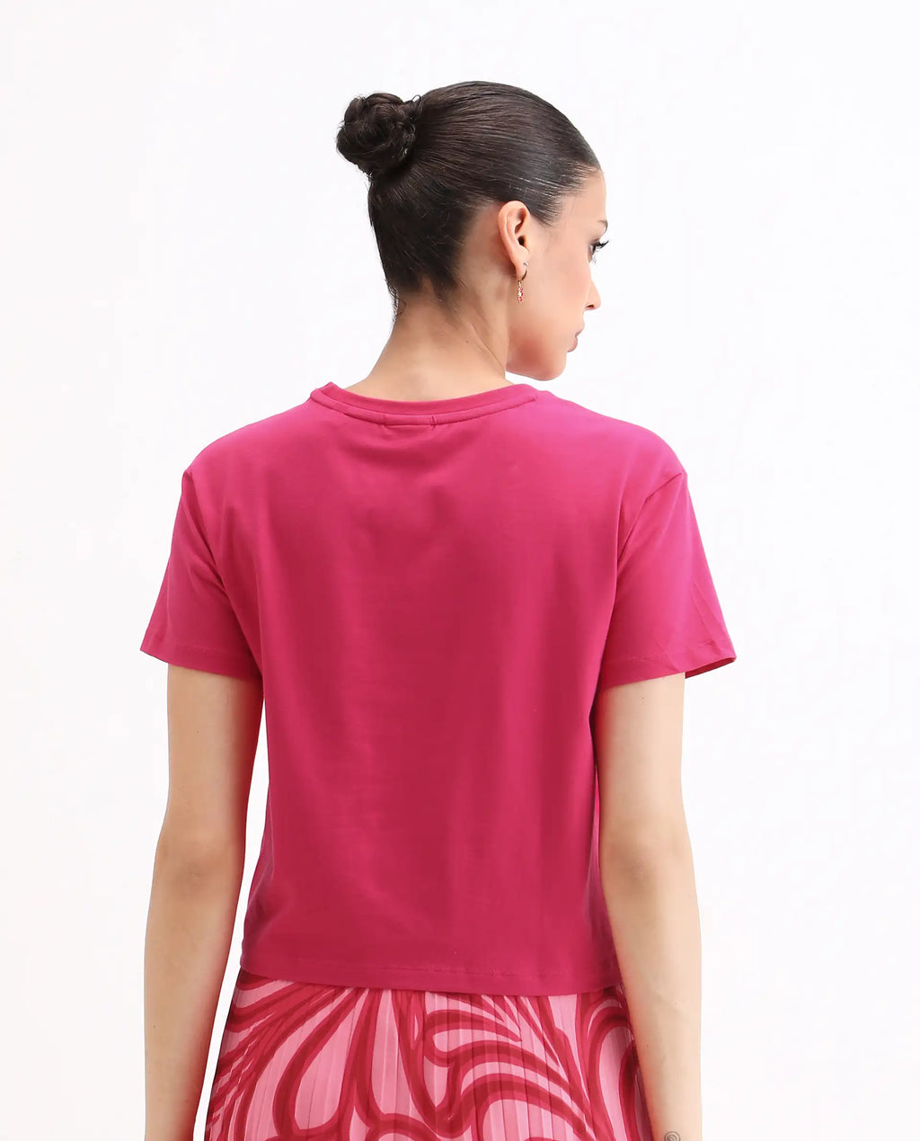 Rareism Women's Somrey Pink Cotton Blend Crew Neck Graphic Print Crop Regular Fit T-Shirt