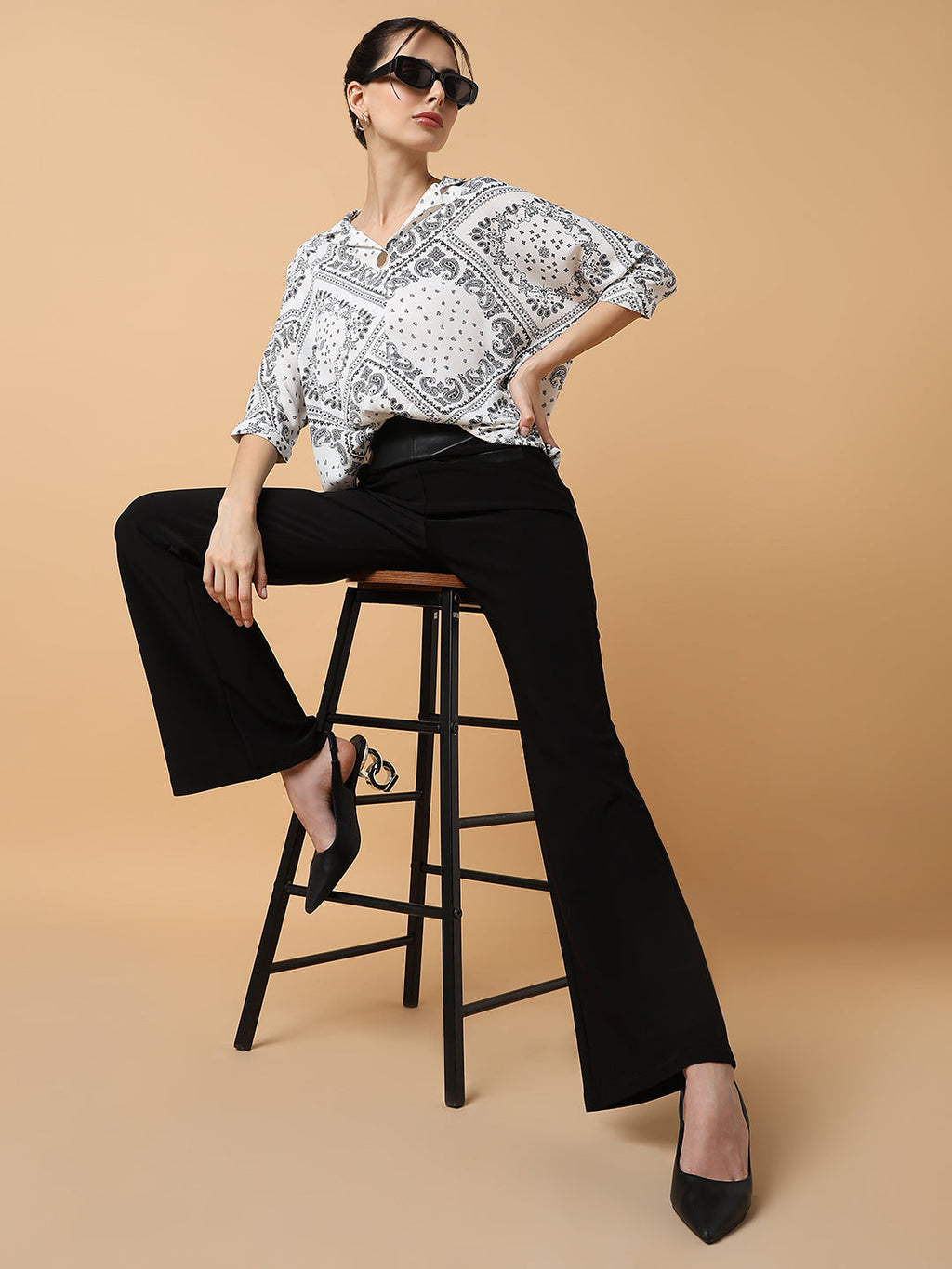 Women's White Print Extended Sleeves Scarf Print Crepe Top