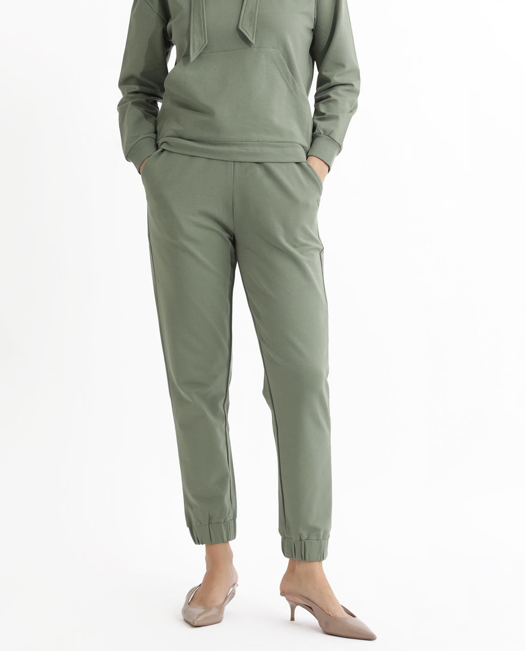 Rareism Women's Terac Dusky Green Polyester Blend Plain Ankle Length Regular Fit Track Pant