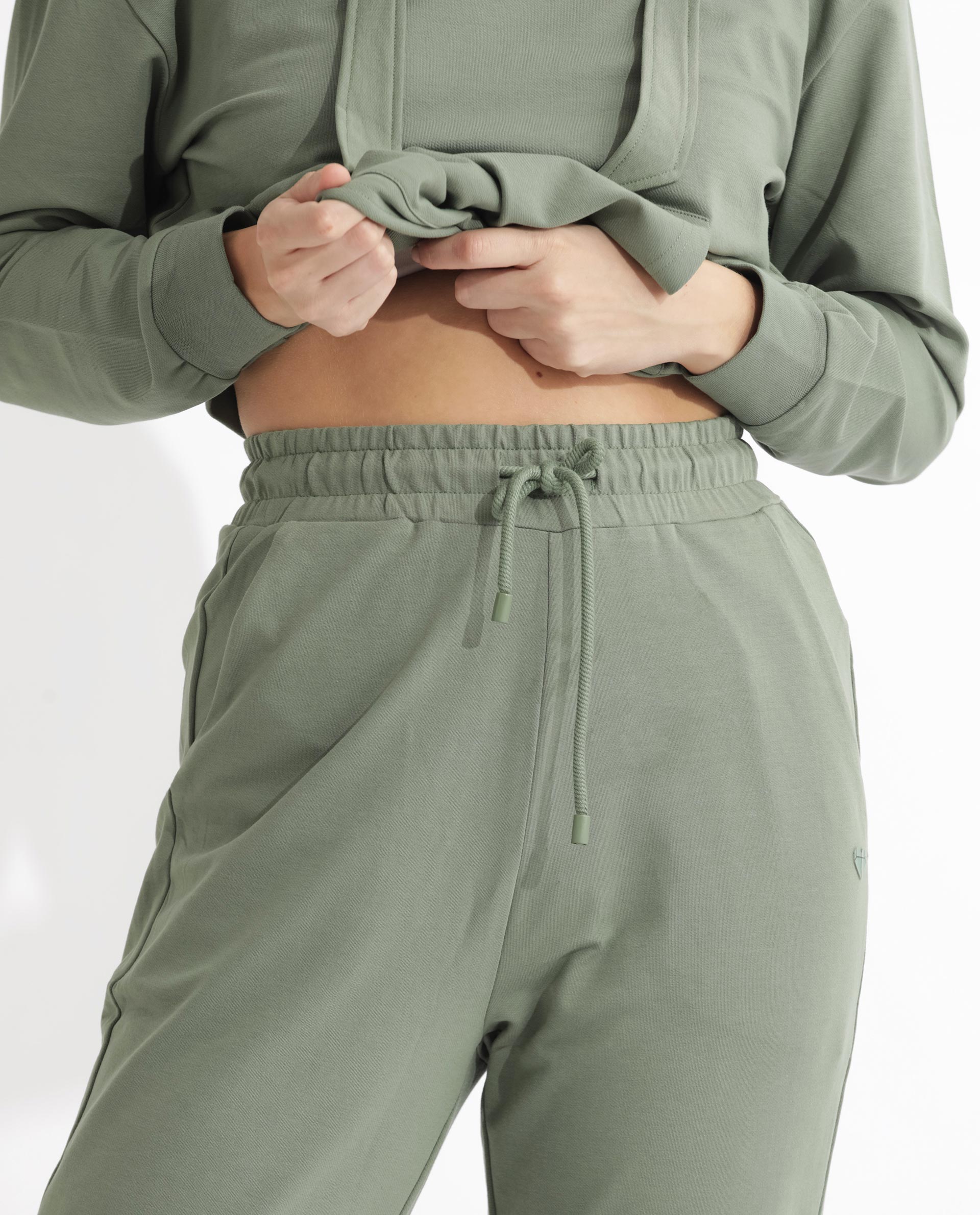 Rareism Women's Terac Dusky Green Polyester Blend Plain Ankle Length Regular Fit Track Pant