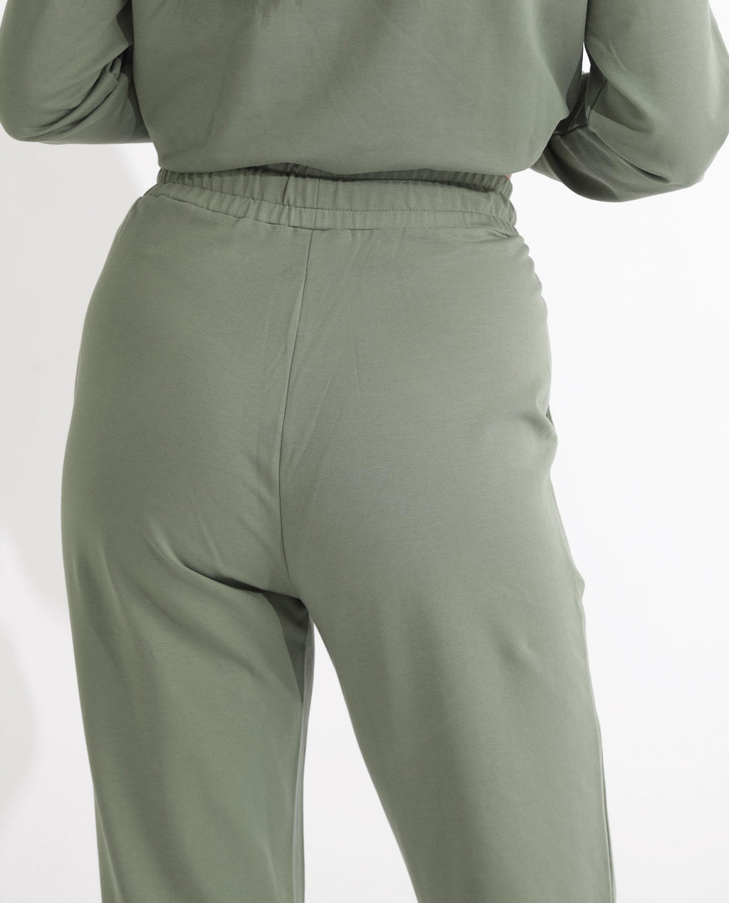 Rareism Women's Terac Dusky Green Polyester Blend Plain Ankle Length Regular Fit Track Pant