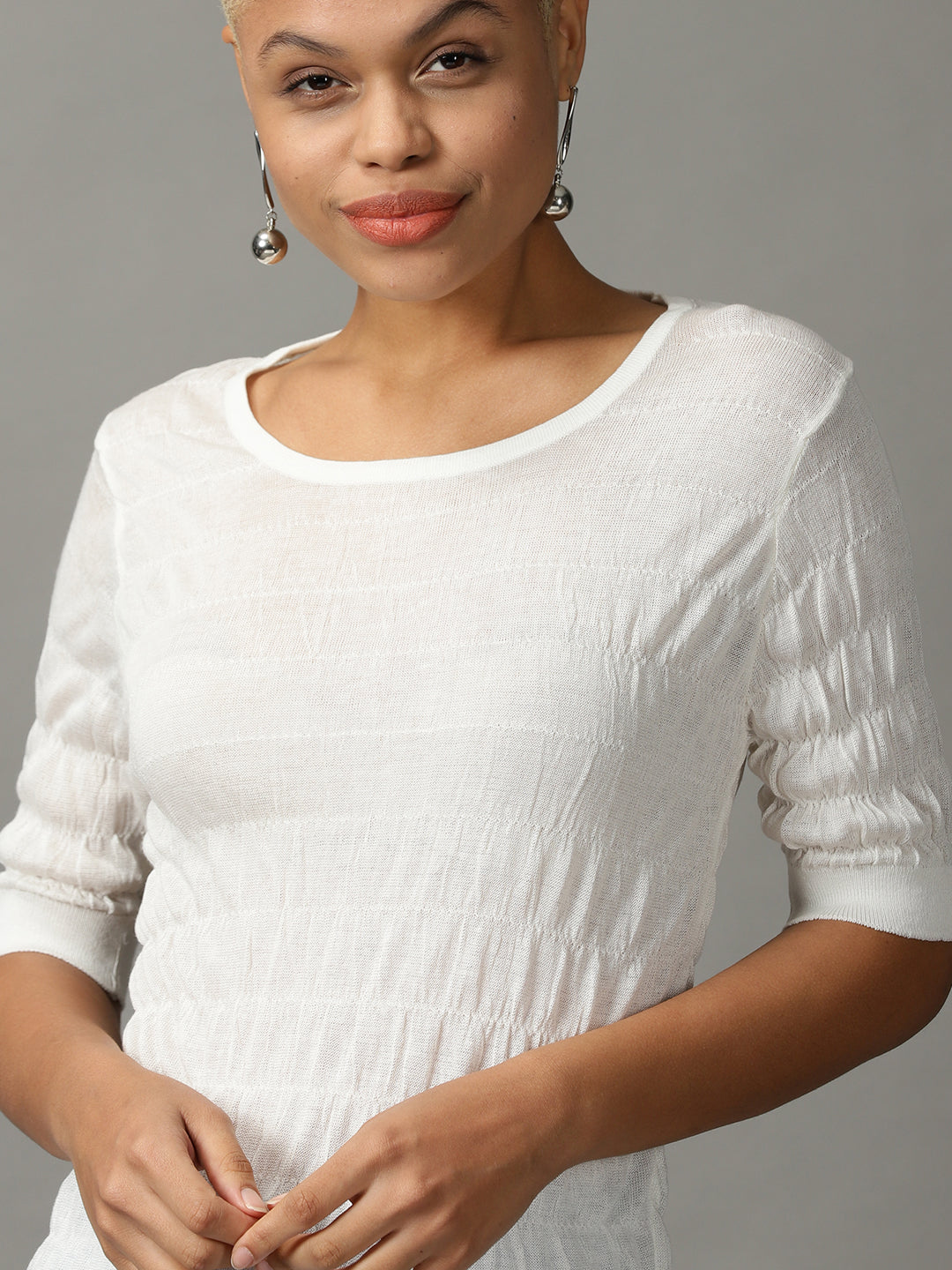 Women's White Solid Fitted Top