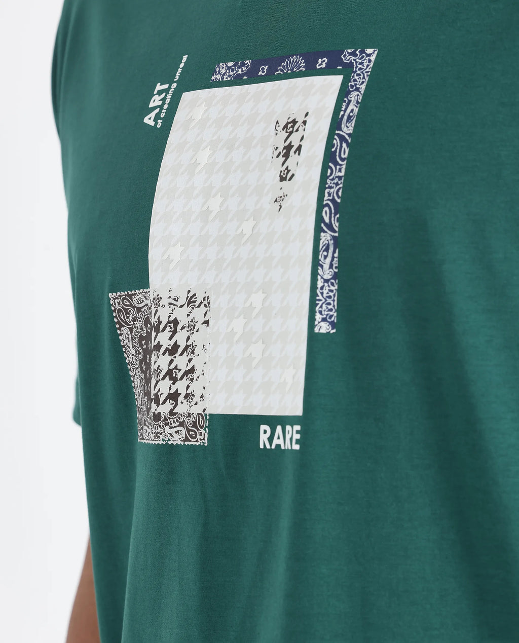Rare Rabbit Men's Toid Dark Green Cotton Blend Graphic Print Regular Fit Half Sleeve Crew Neck T-Shirt