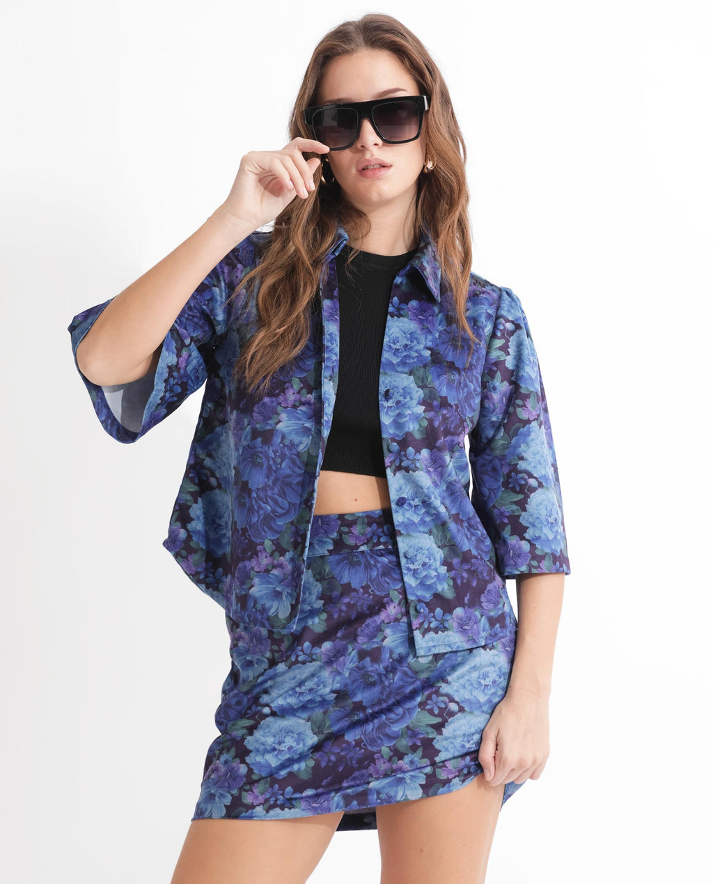 Rareism Women's Velto Black Velvet Spread Collar Floral Print Boxy Fit Top
