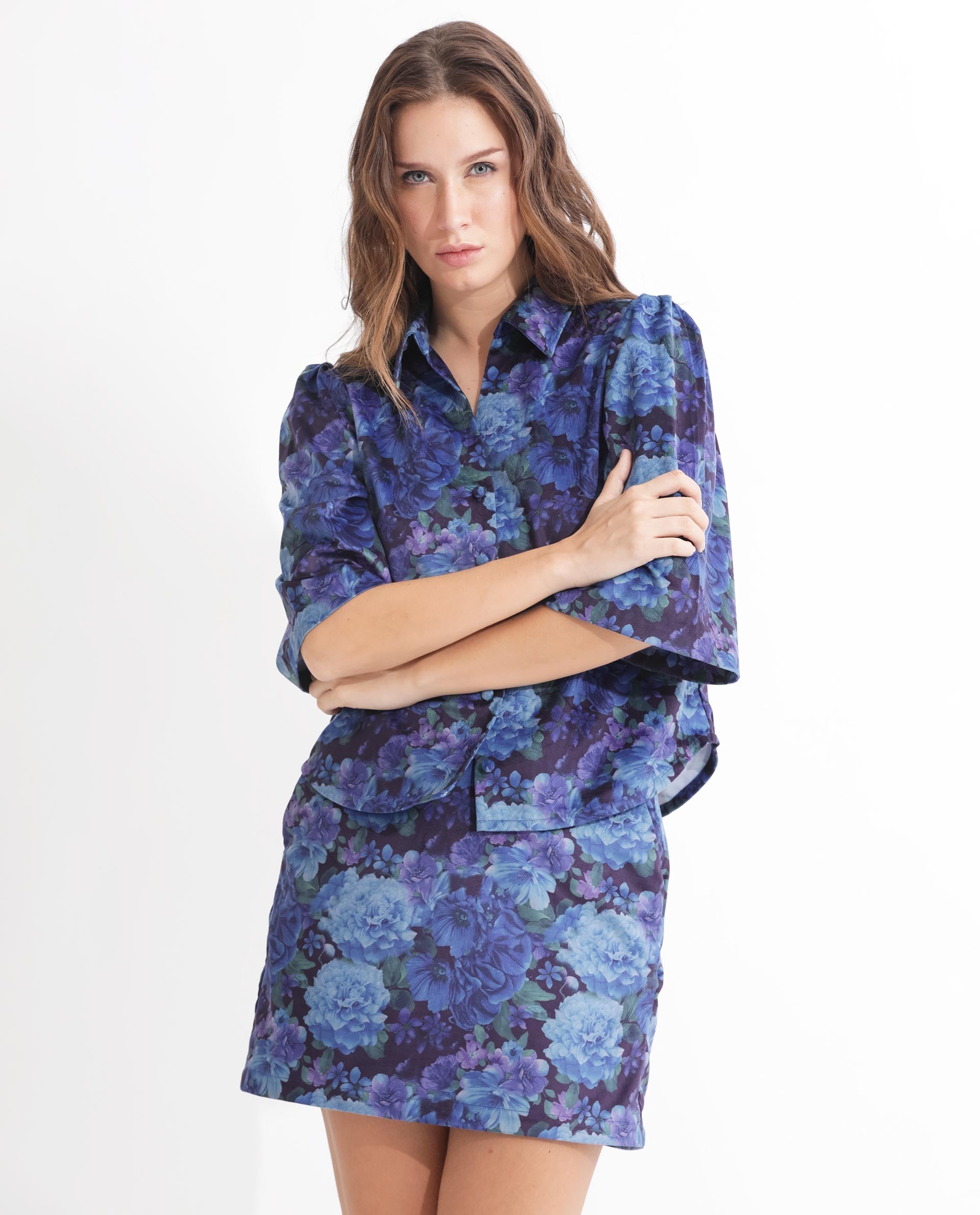 Rareism Women's Velto Black Velvet Spread Collar Floral Print Boxy Fit Top