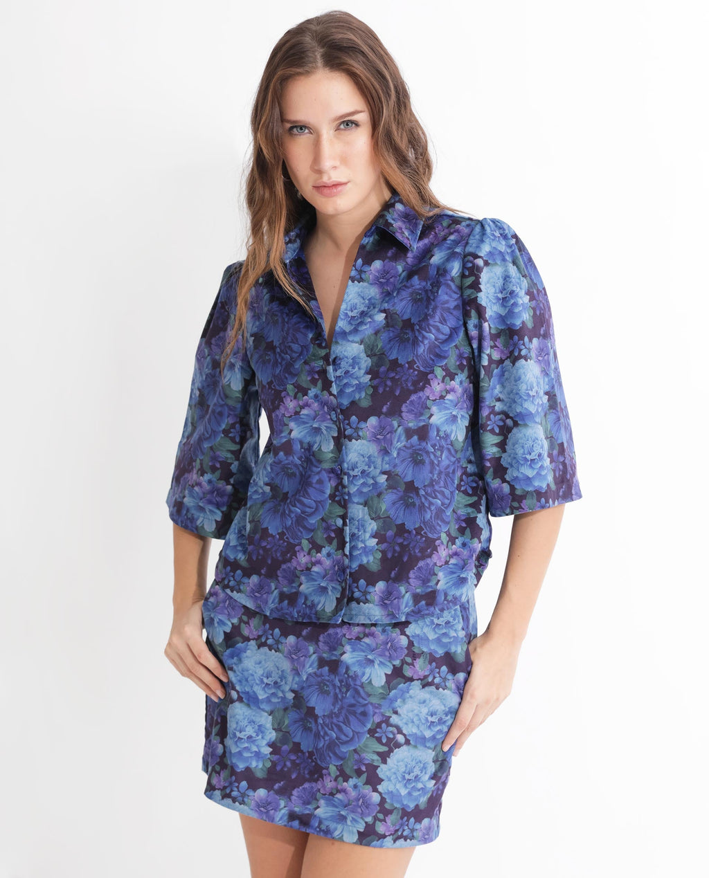 Rareism Women's Velto Black Velvet Spread Collar Floral Print Boxy Fit Top