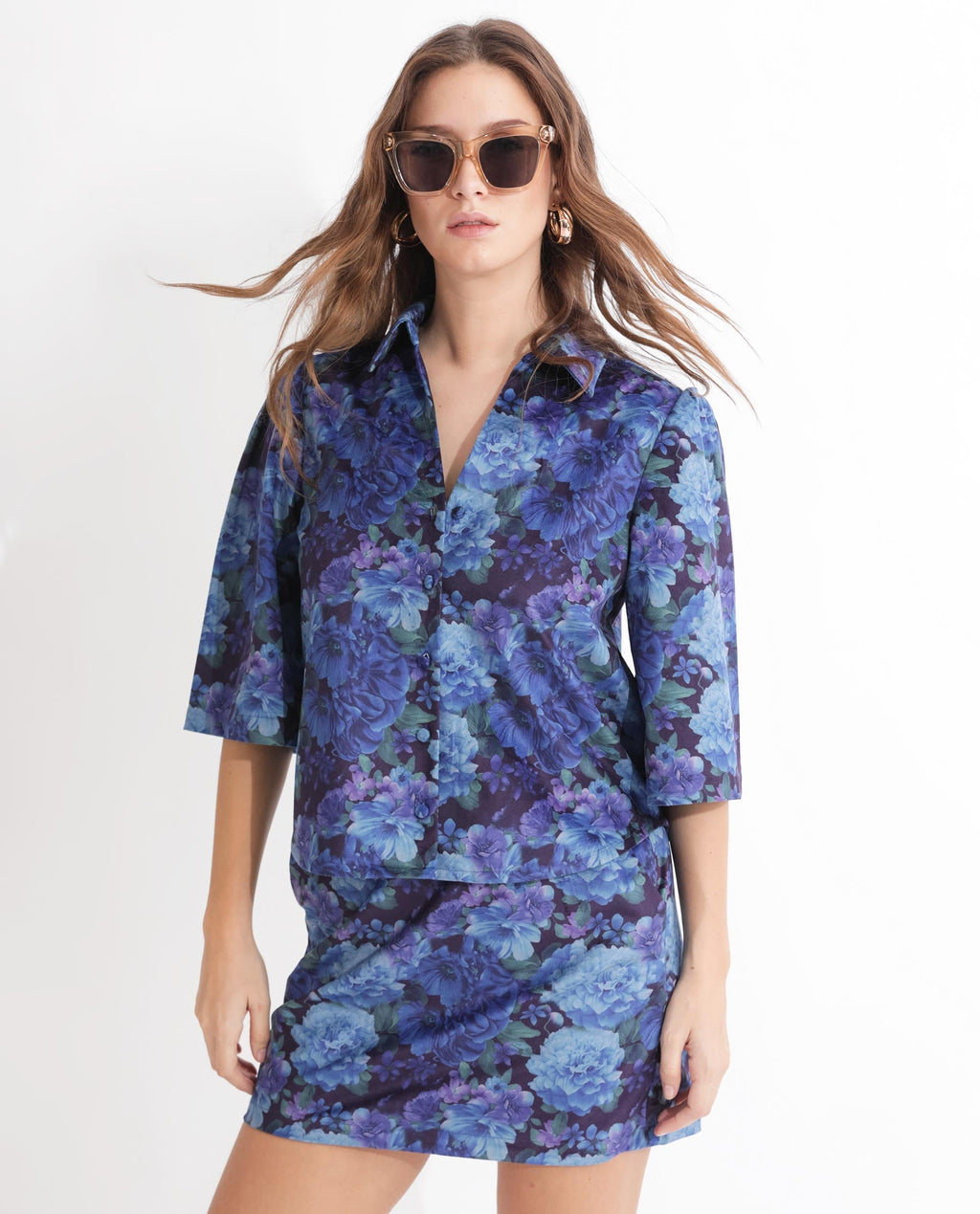 Rareism Women's Velto Black Velvet Spread Collar Floral Print Boxy Fit Top