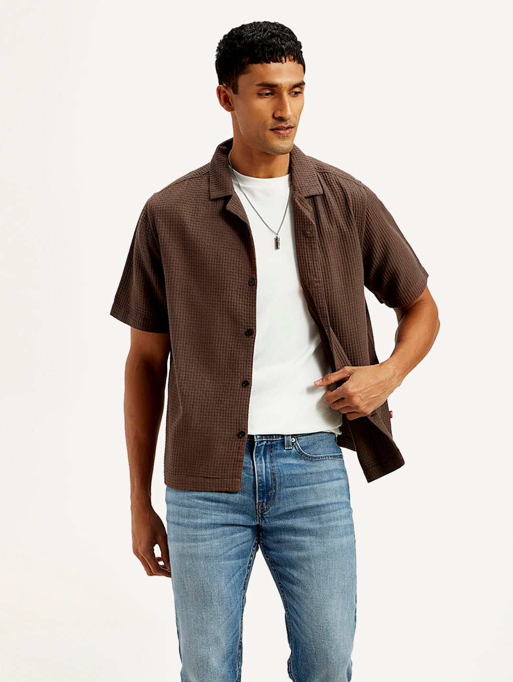 Men's Resort Collar Textured Relaxed Fit Shirt