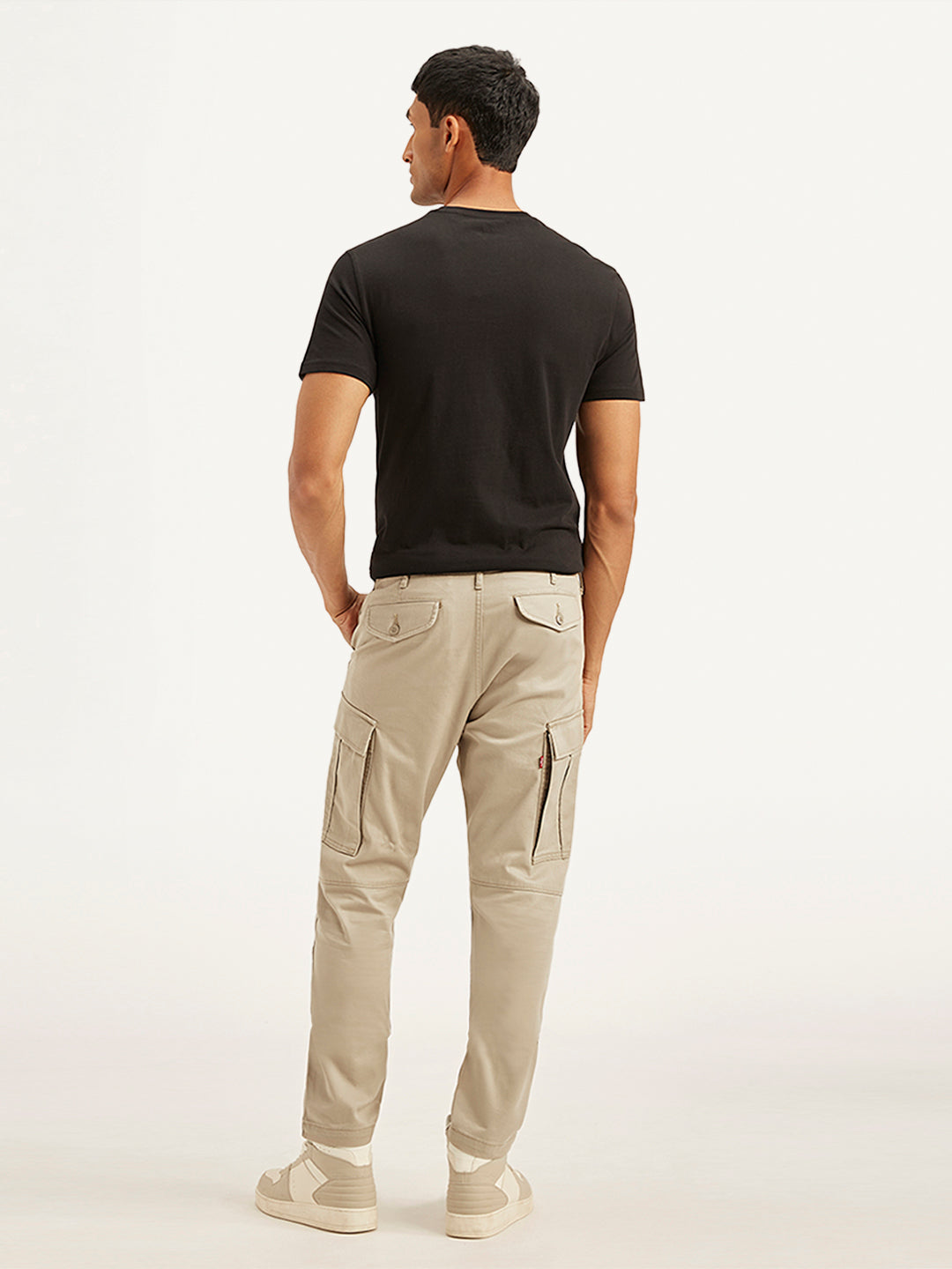 Men's Beige Relaxed Fit Cargo Trousers