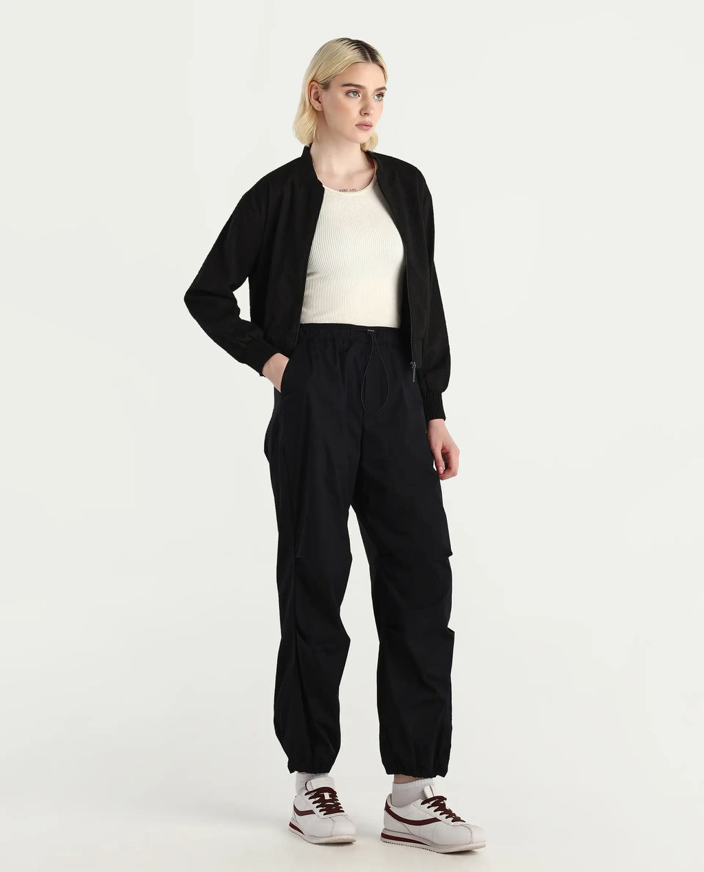 Rareism Women's Epwor Black Cotton Blend Plain Ankle Length Baggy Trouser